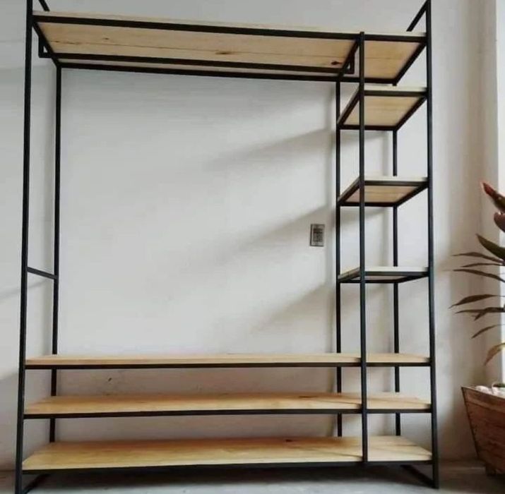 Stelaj/javon/loft uslubidagi metall konstruksa