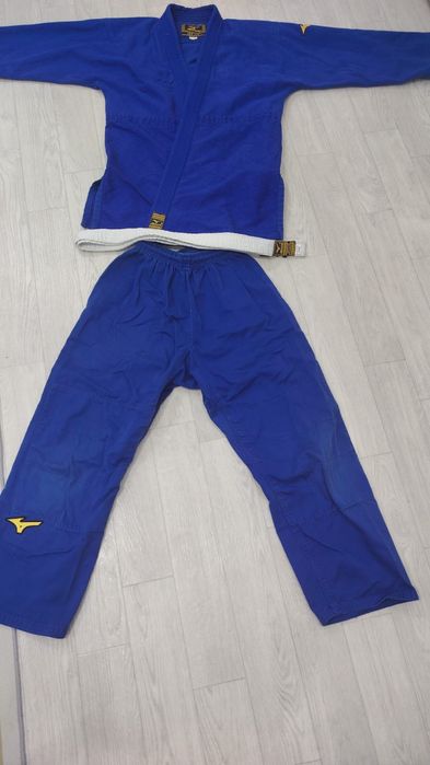 Кимоно Mizuno для ждиу ждитсу/тэквандо