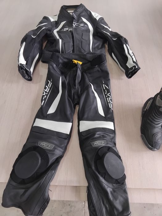 Мото екип  за пистов мотор