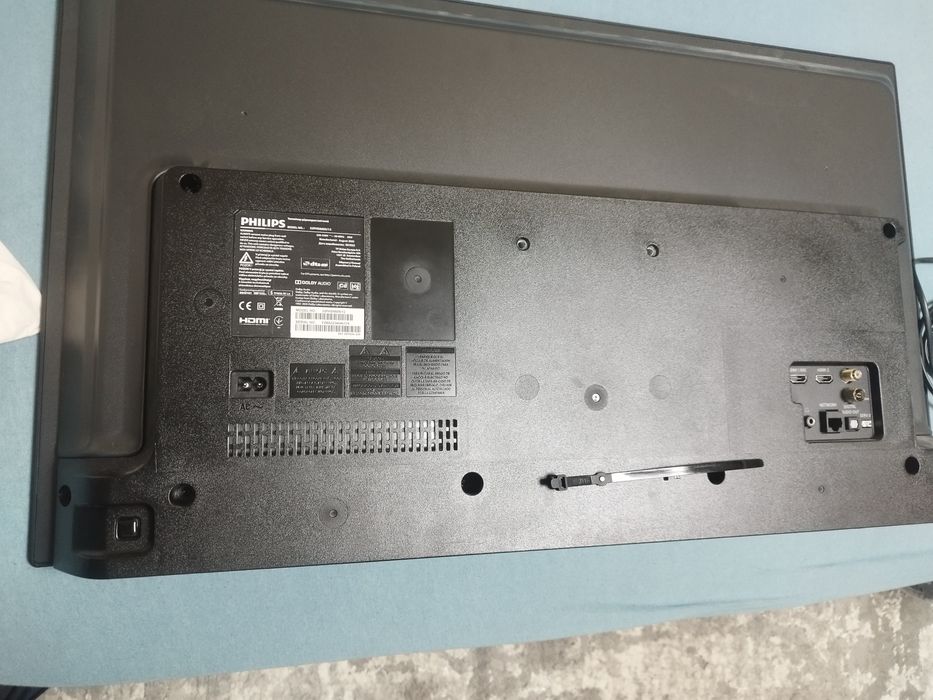 Смарт телевизор Филипс 32 инча за части