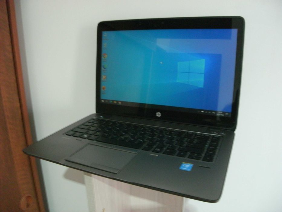 HP Core i5 touchscreen SSD