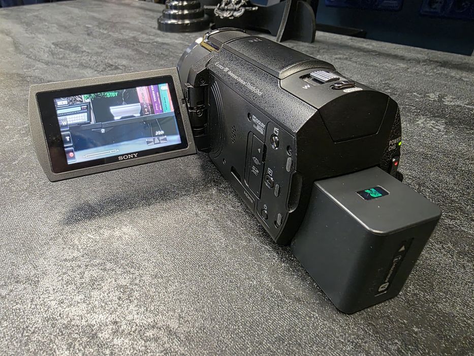 [ТОП] 4K камера SONY FDR-AX43A
