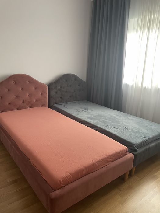 Pat tapitat 90×200 cm – saltea + somieră incluse