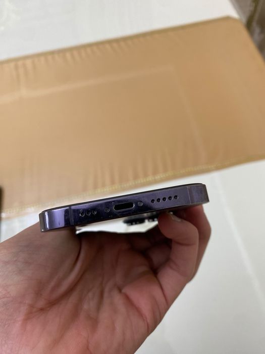Продам iphone 14 pro в хорошем состоянии