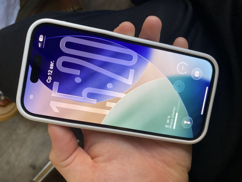 Iphone 15  без ремонта