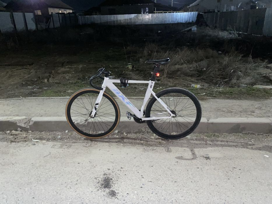 fixed-gear JIXF at-7