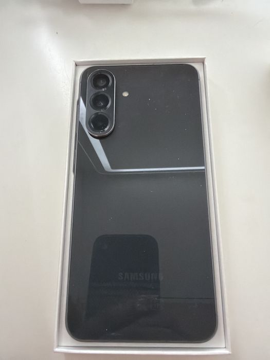 Продам Samsunğ Galaxy A56, 128 гб