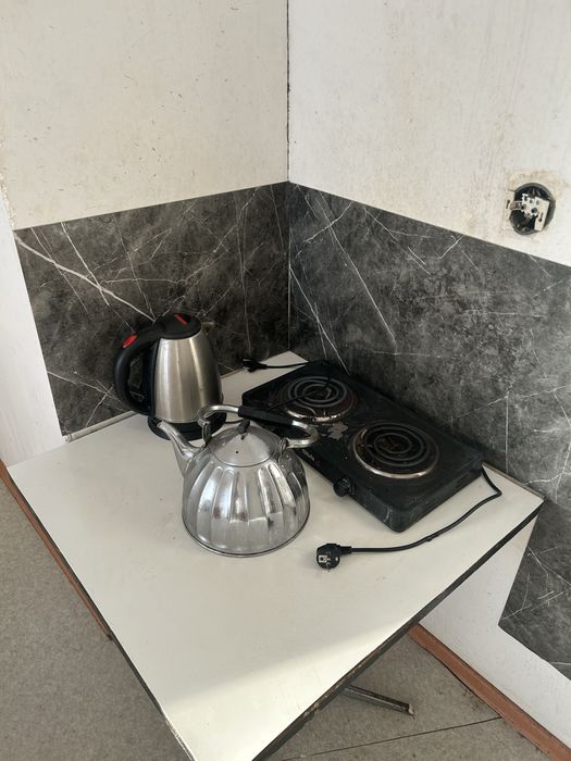 Продам стиралку сушилку плитку вещи