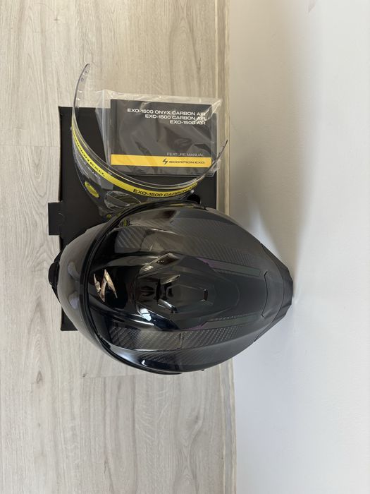 Cască moto Scorpion EXO-1500 Carbon Air