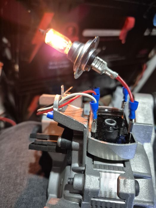 Motor generator inverter