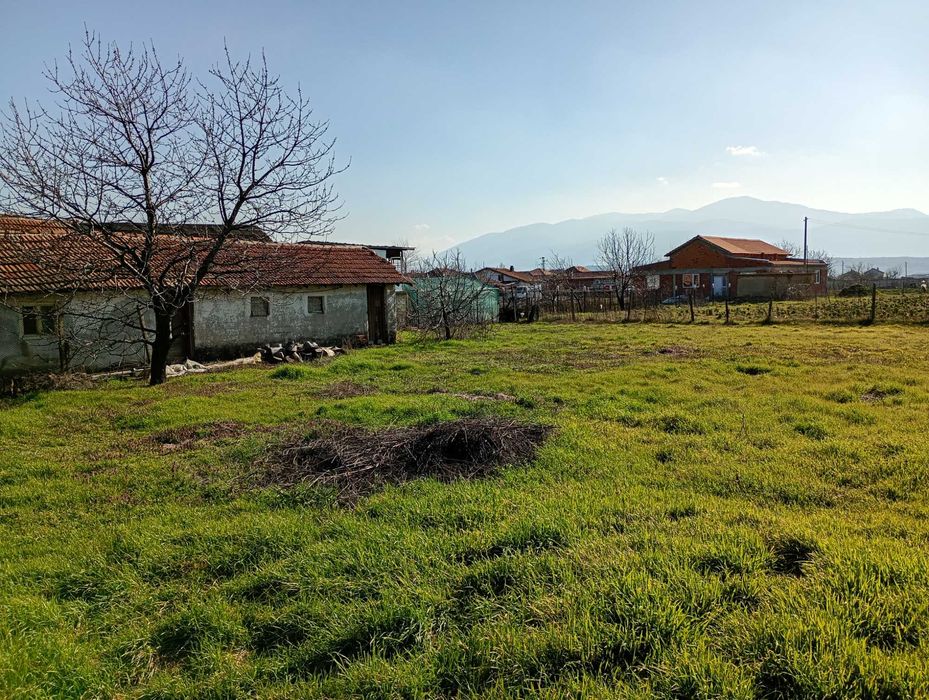 Къща в село Боянци на 4 км от Асеновград