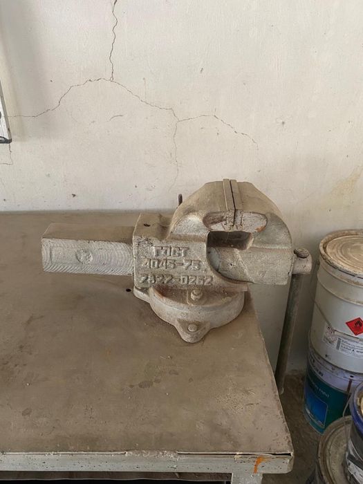 Верстак слесарный стол