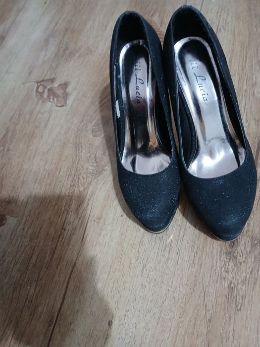 Pantofi eleganți mărimea 37