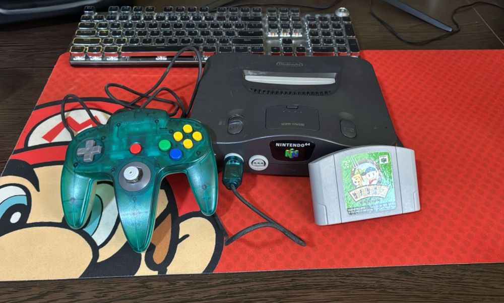 Продам Nintendo 64+gamepad+игра