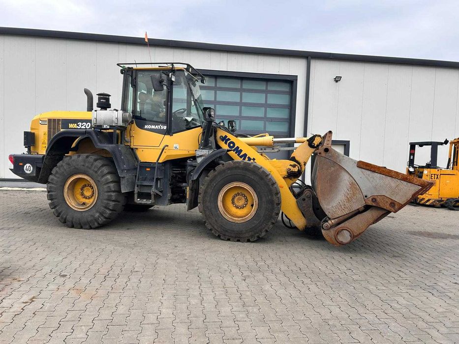 Incarcator frontal KOMATSU WA 320 -7