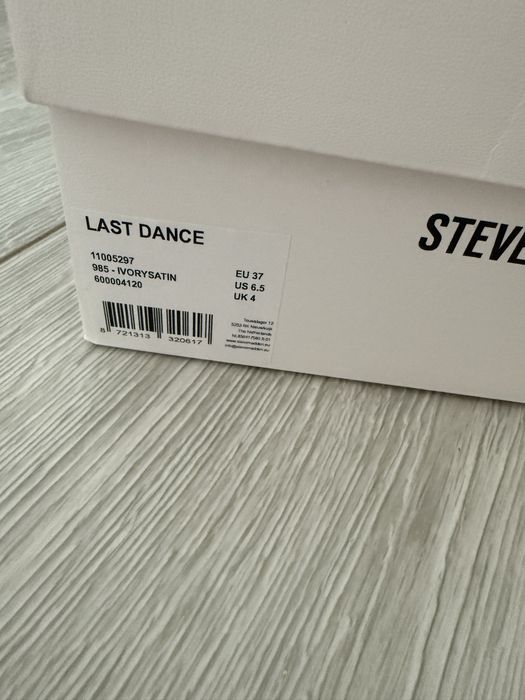 Pantofi mireasa Steve Madden marimea 37 noi