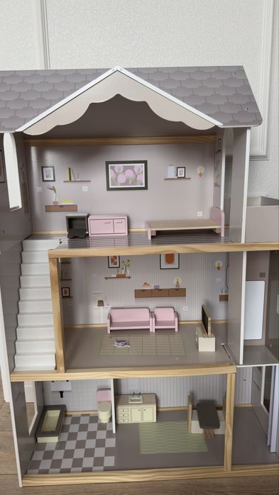 Домик для кукол , кукольный домик