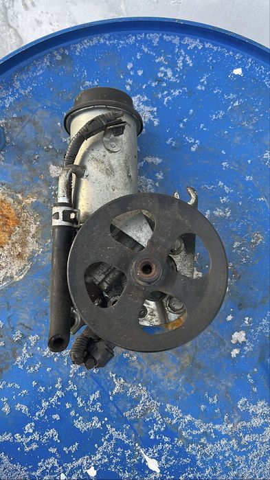 Гур насос Тойота ярис Королла Витц эхо Гур насос yaris platz vitz