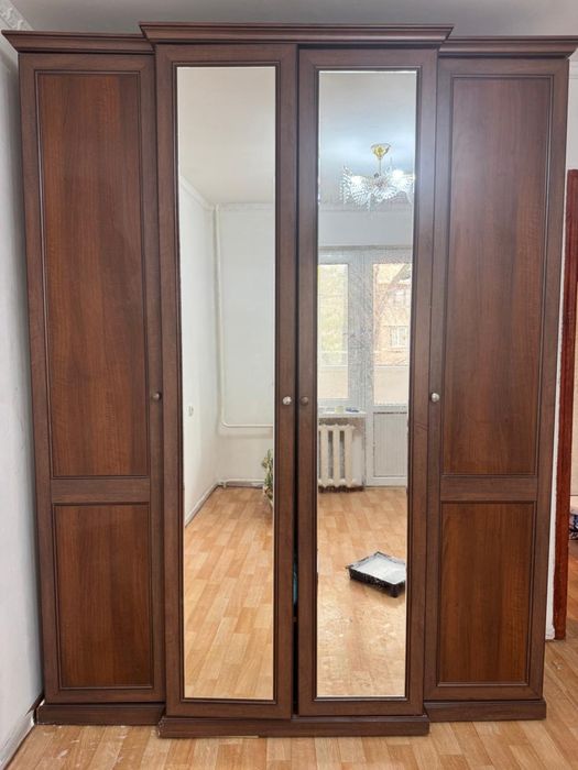 Продам Шкаф состояние хорошие