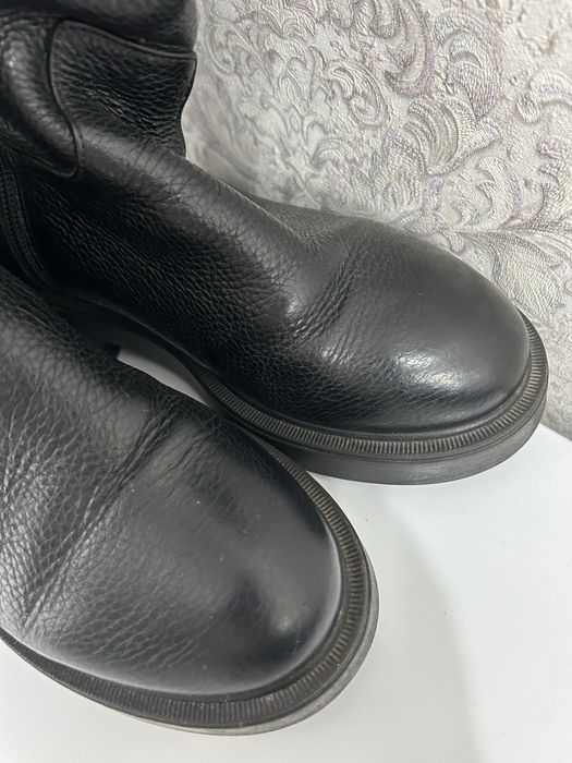 Продам зимние сапоги