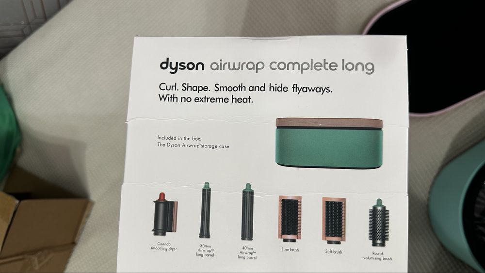 Новый запечатанный Dyson airwap