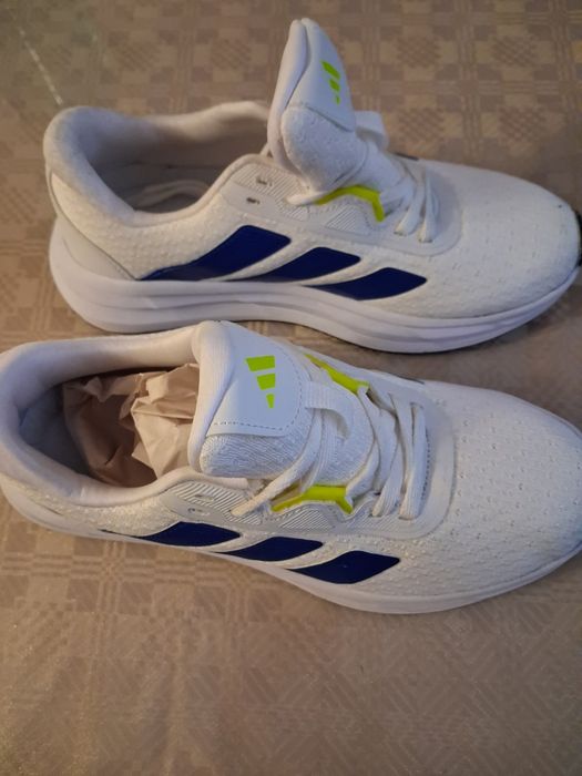 Нови маратонки adidas