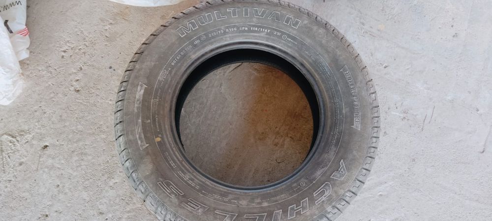 Продается шины 215/75R16