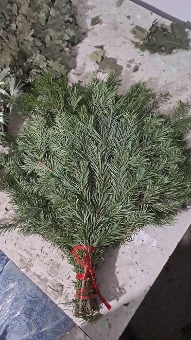 Пихтовый веник и масло
