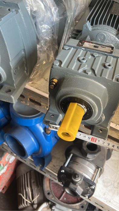 Мотор редуктор.