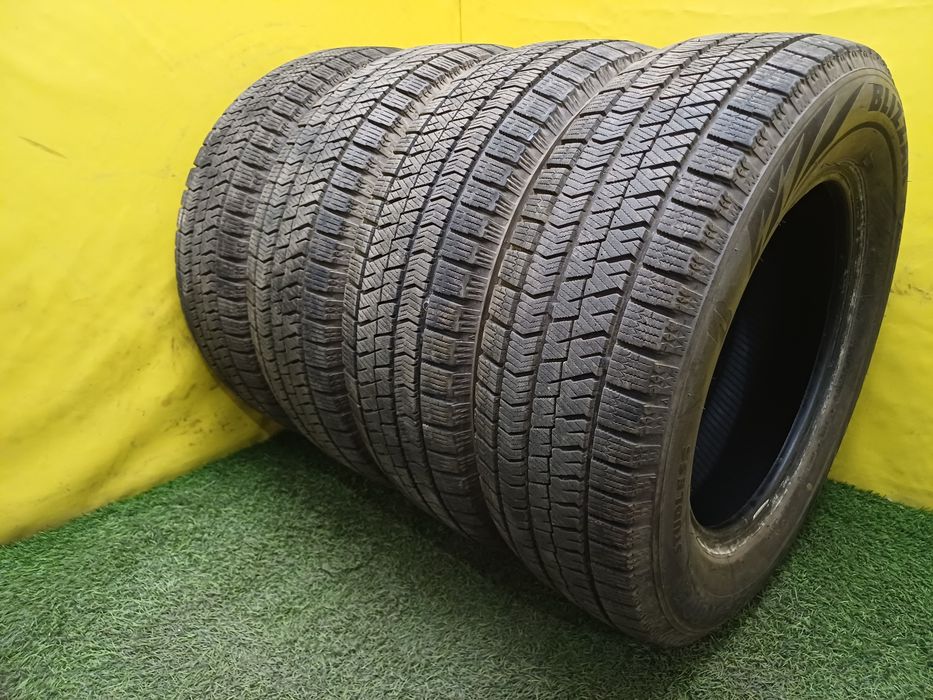Шины 195/65 R15 Bridgestone комплект.