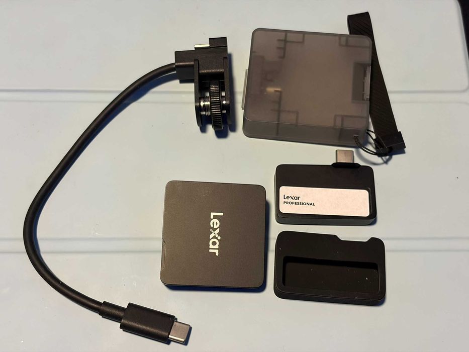 Lexar Professional Go SL400S SSD Portabil 2TB USB 3.2 Gen2 cu Hub