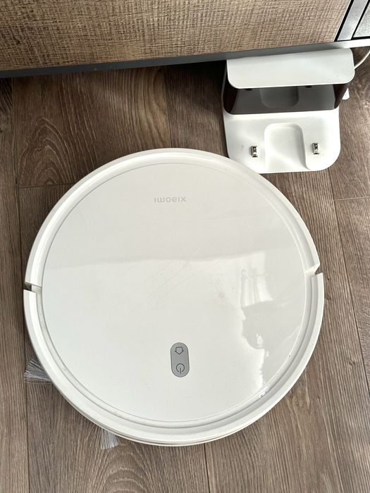 Прахосмукачка робот Xiaomi E10