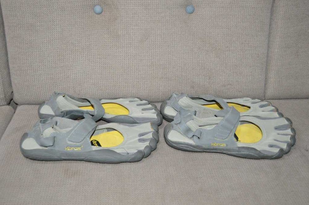 Incaltaminte alergare Fivefingers Vibram 44