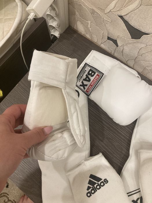 Продам кимано и еще защиту