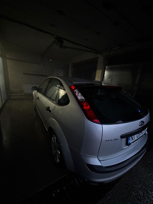 FORD Focus 2005 — imagine 5