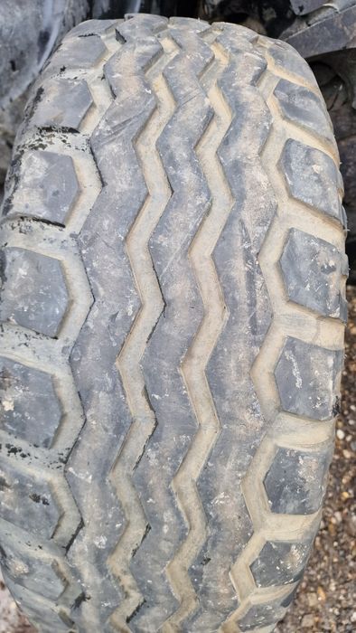 ANVELOPĂ agricolă 11.5/80-15.3 (300/80-15.3) marca Trelleborg