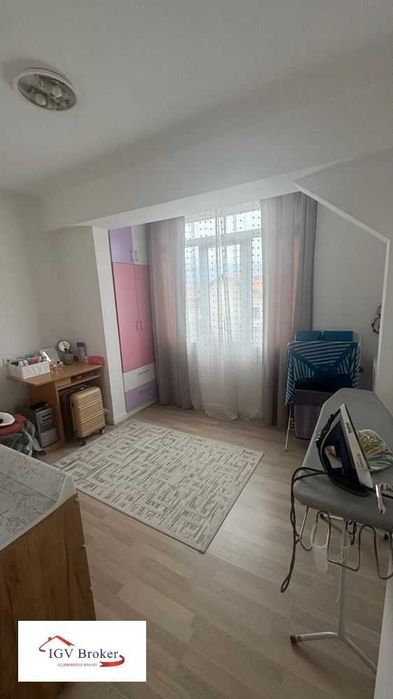 Продава се Тристаен апартамент в Разлог - 64 кв.м за 773 €/кв.м - Снимка #8