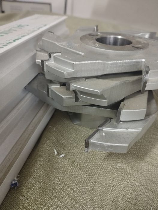 Freza PVC Salamander streamline  cercevea