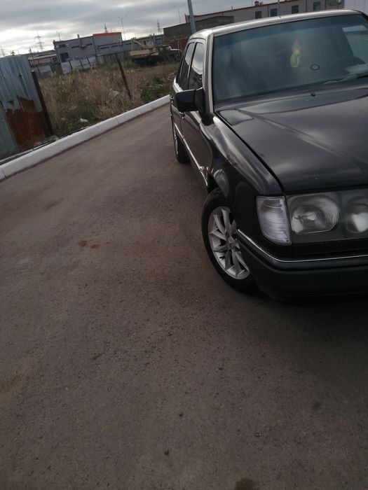 Продаю Мерседес W124