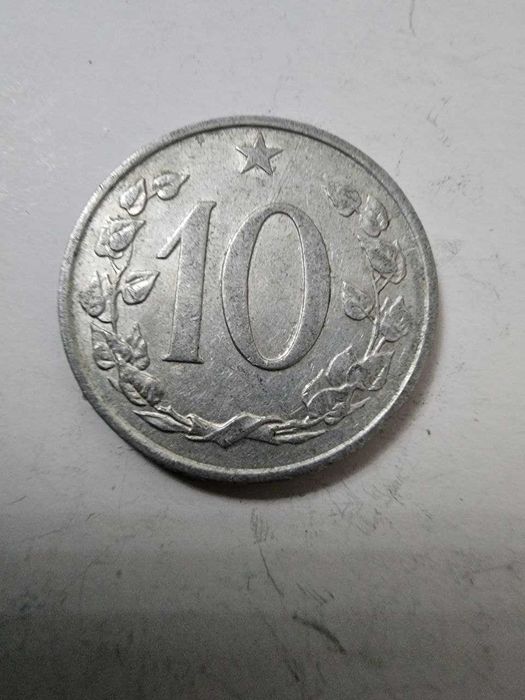 Монеты Республики Чехословакии.