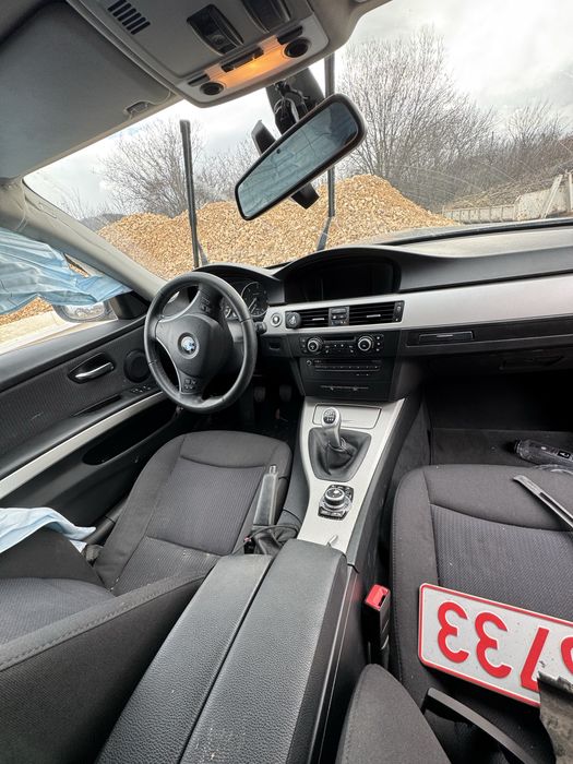 Dezmembrez bmw e91 facelift 318d