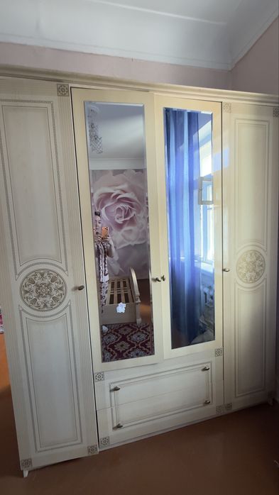Шкаф в хорошем состоянии