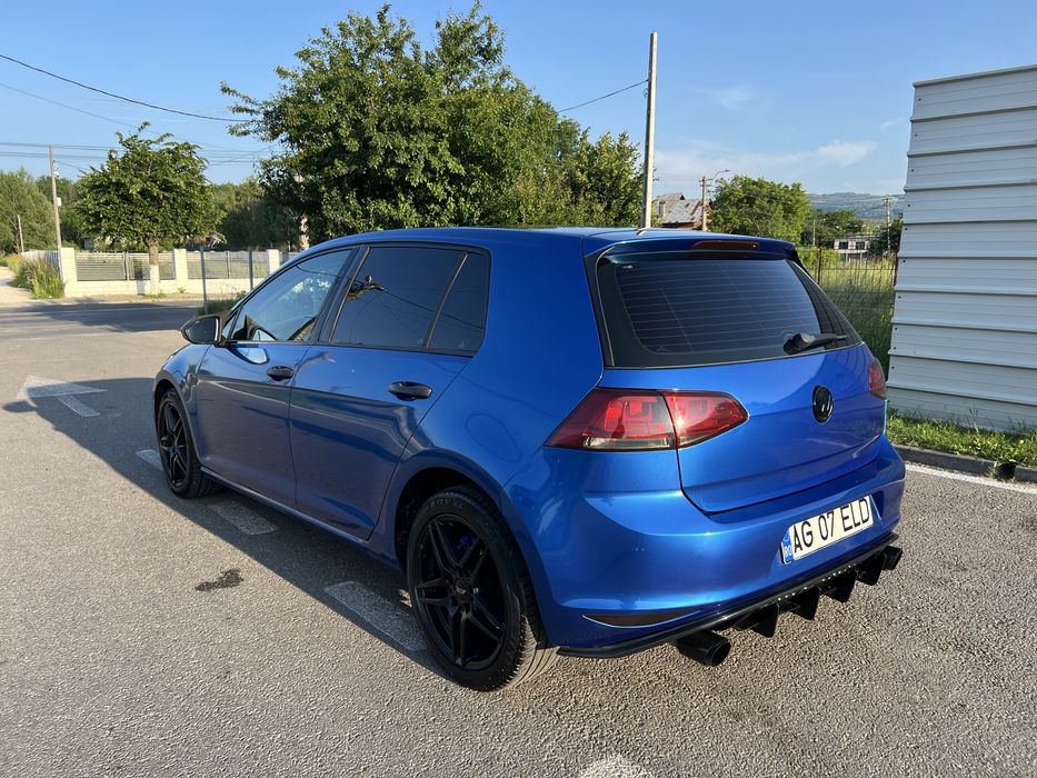 Vând Volkswagen Golf 7