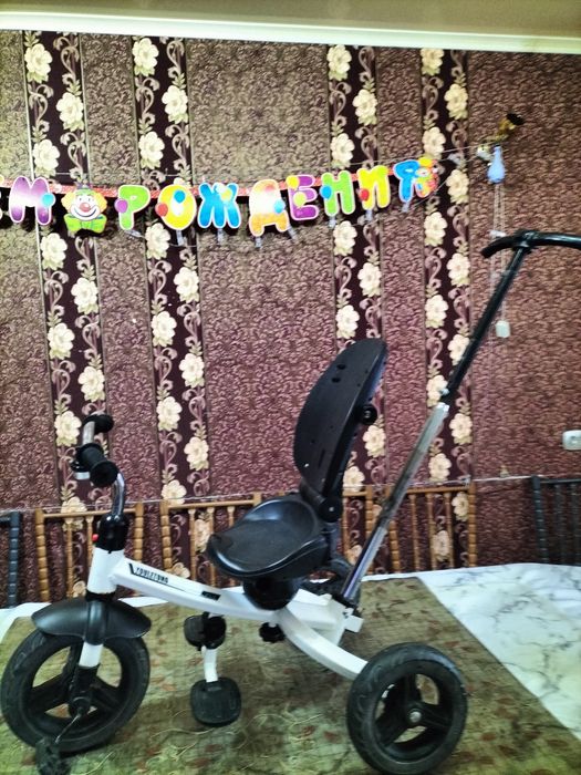 Продам  трехколесный велосипед