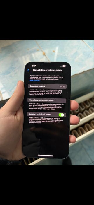 iphone 14 plus 87% baterie