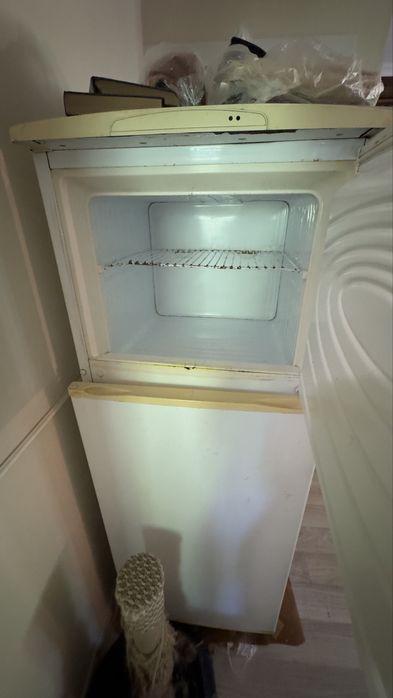 Холодильник б/у не работает можно починить
