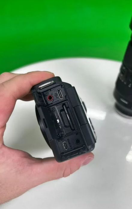 Камера Sony zv-e1