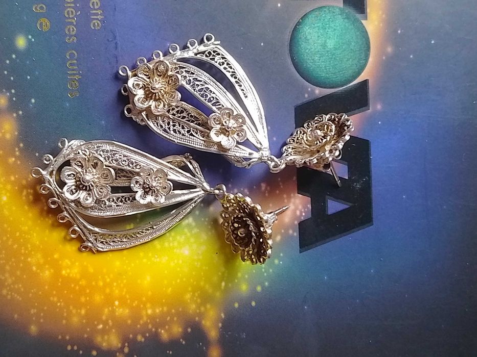 Сребърни обици различни модели