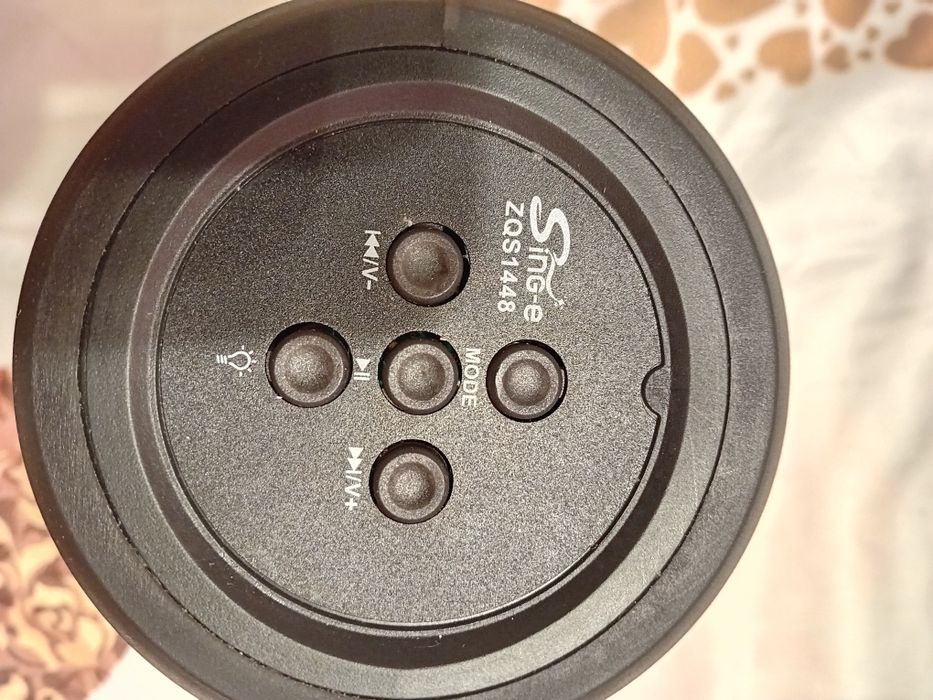 Boxă portabilă Sing-e cu lumini