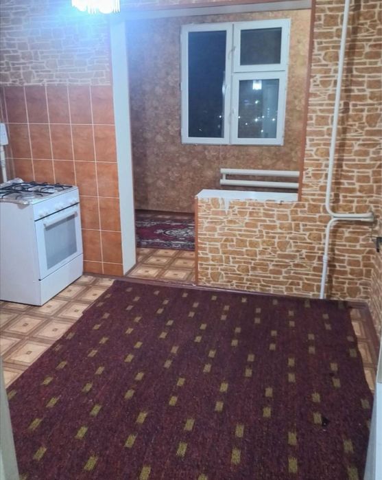 Сергели 8 А да 2 хонали уй срочно ижарага берилади